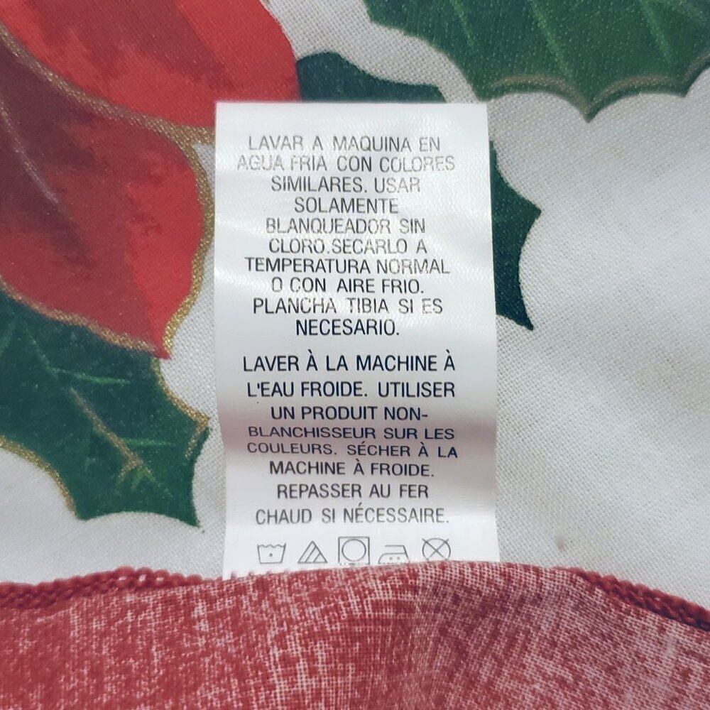 Christmas Holiday Tablecloth With Poinsettia Design 102" X 60" White and Red - Picture 5 of 8